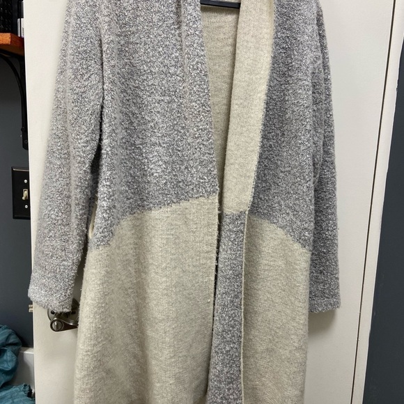 Lovemarks Large sweater women’s cardigan w pockets $60 - Picture 1 of 8